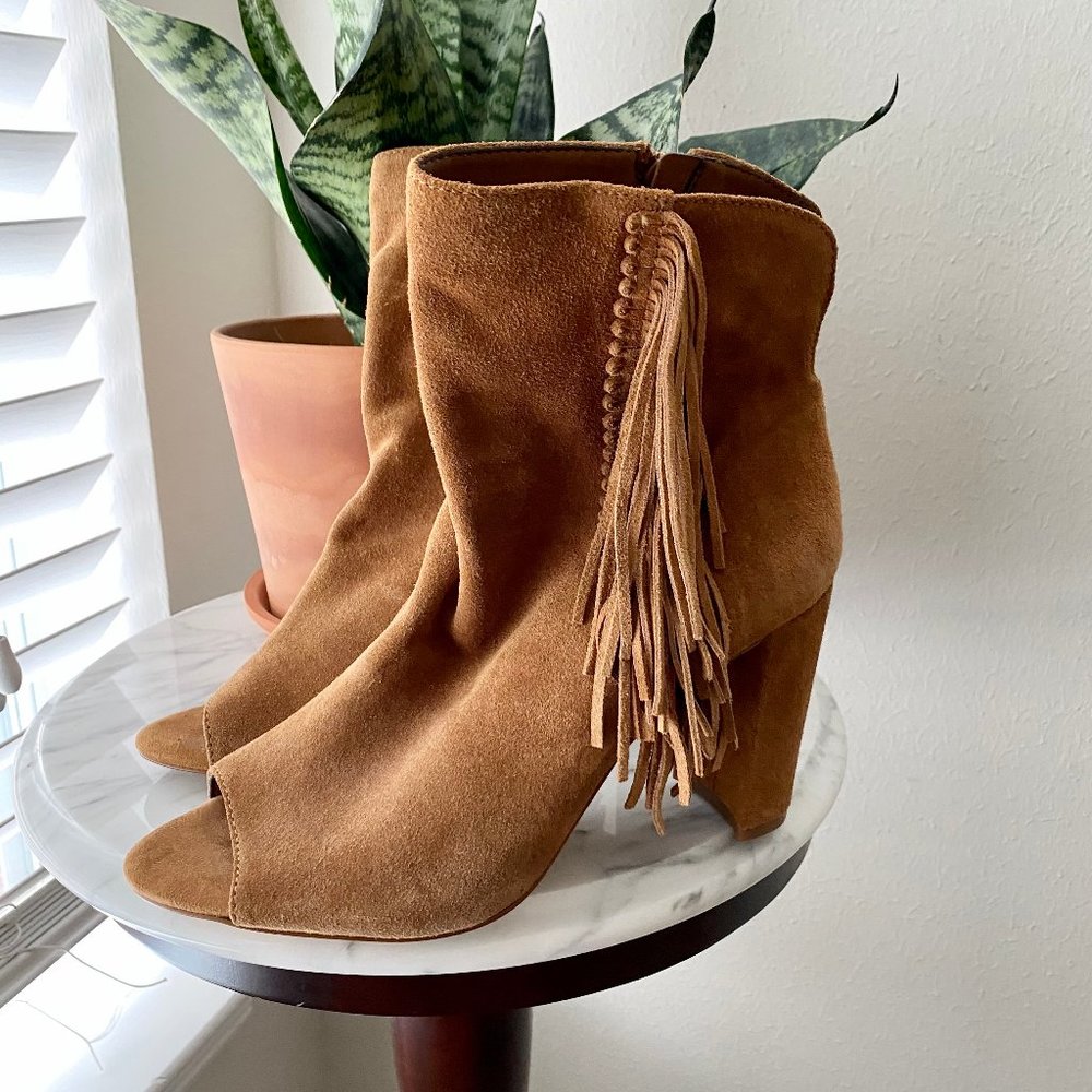 Gianni Bini Open Toe Suede Fringe Heel Ankle Booties -- Like NEW